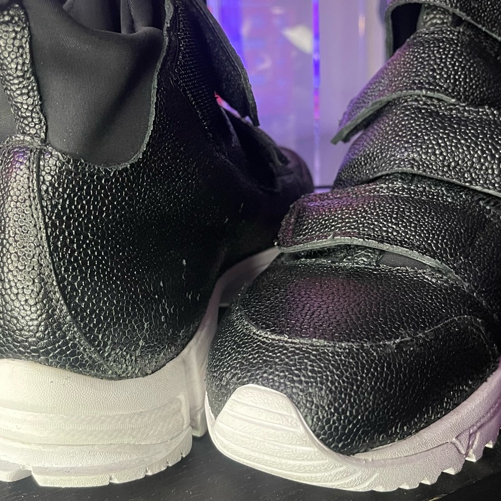 Sinita Leather High-Top Sneakers size 8